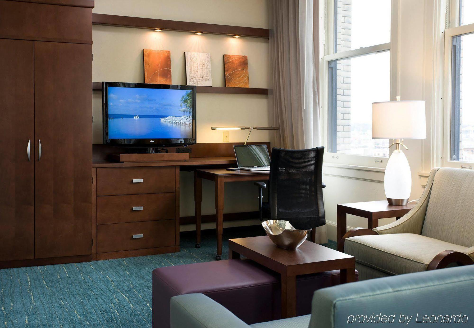 Courtyard Seattle Downtown / Pioneer Square Hotel Bilik gambar